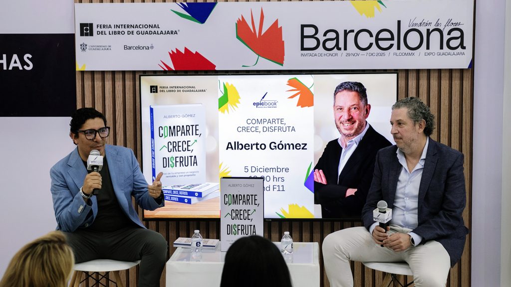 Alberto Gómez presenta su libro en la FIL Guadalajara 2025.